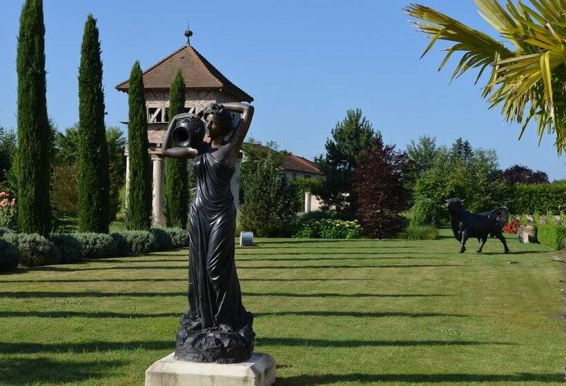 בית מלון כפרי Les Saules Parc & Spa   Teritoria