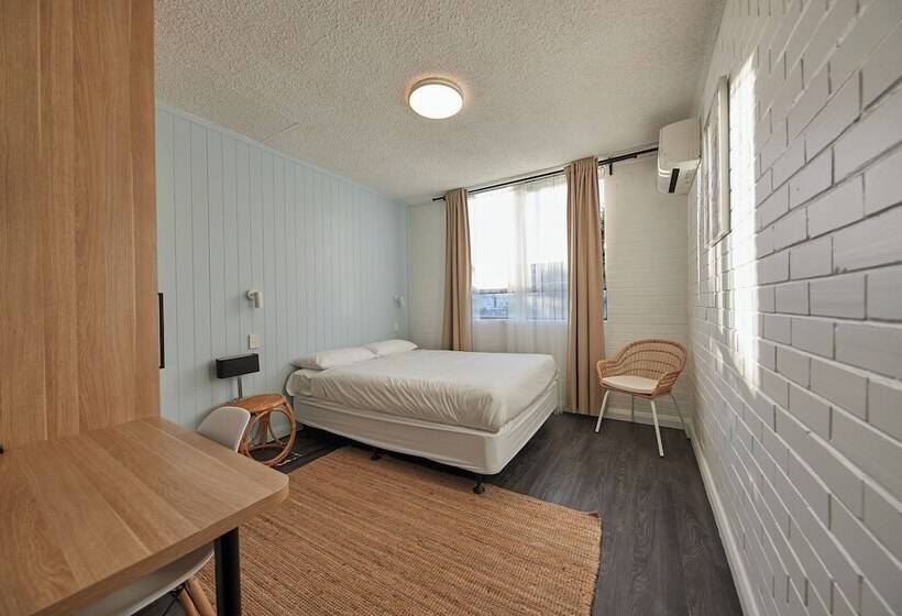 هتل Little Coogee