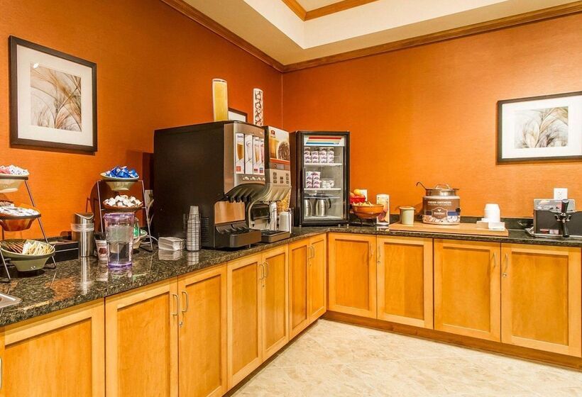 فندق Mainstay Suites Stanley