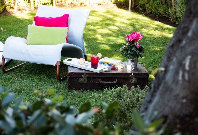 هتل My House At Estoril Guest House