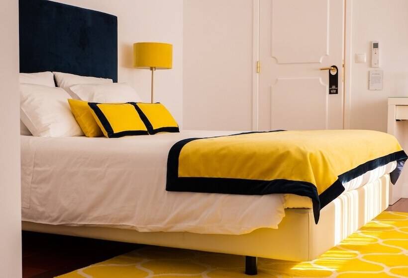 هتل My House At Estoril Guest House