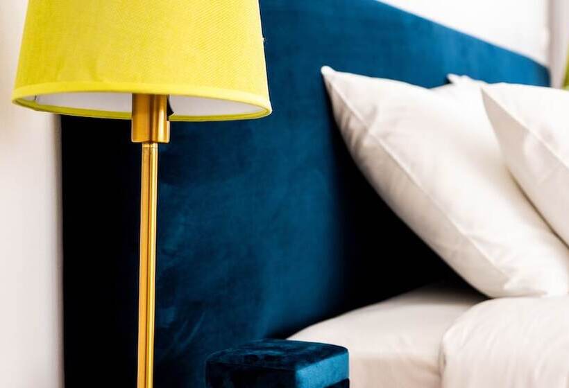 هتل My House At Estoril Guest House