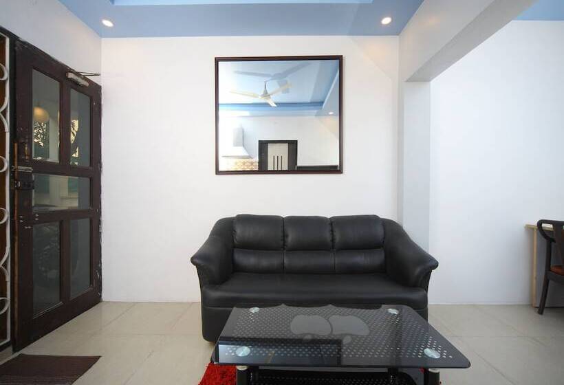 هتل Nakshatra Serviced Apartments-bawa Road