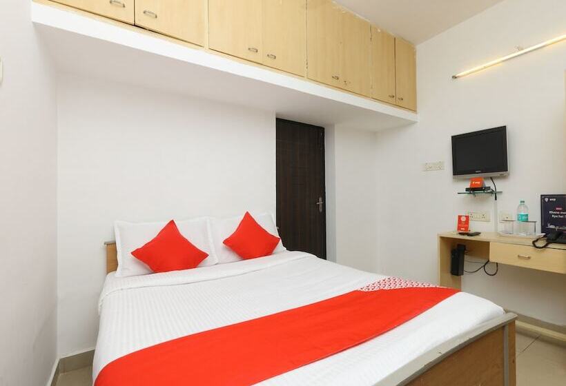 هتل Nakshatra Serviced Apartments-bawa Road