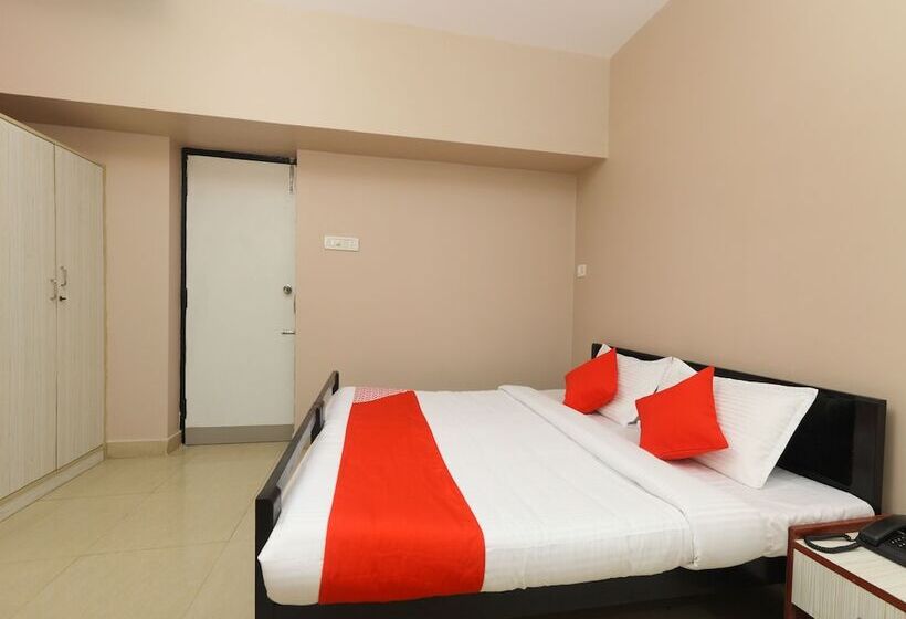 هتل Nakshatra Serviced Apartments-bawa Road