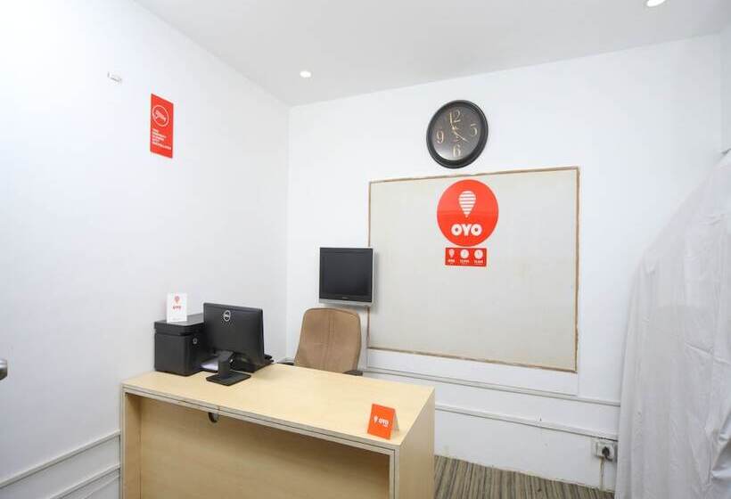 Отель Nakshatra Serviced Apartments-bawa Road