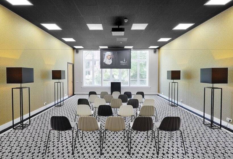 בית מלון כפרי Nassau Breda, Autograph Collection