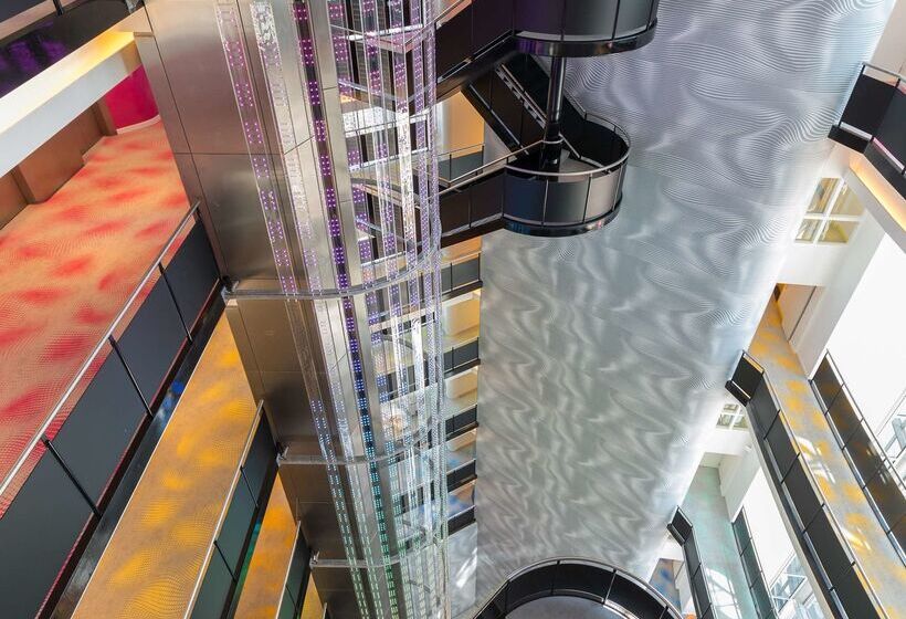 هتل Park Inn By Radisson Amsterdam City West