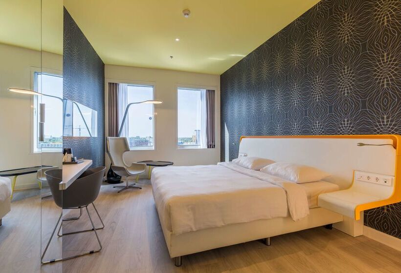 هتل Park Inn By Radisson Amsterdam City West