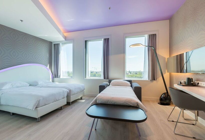 هتل Park Inn By Radisson Amsterdam City West