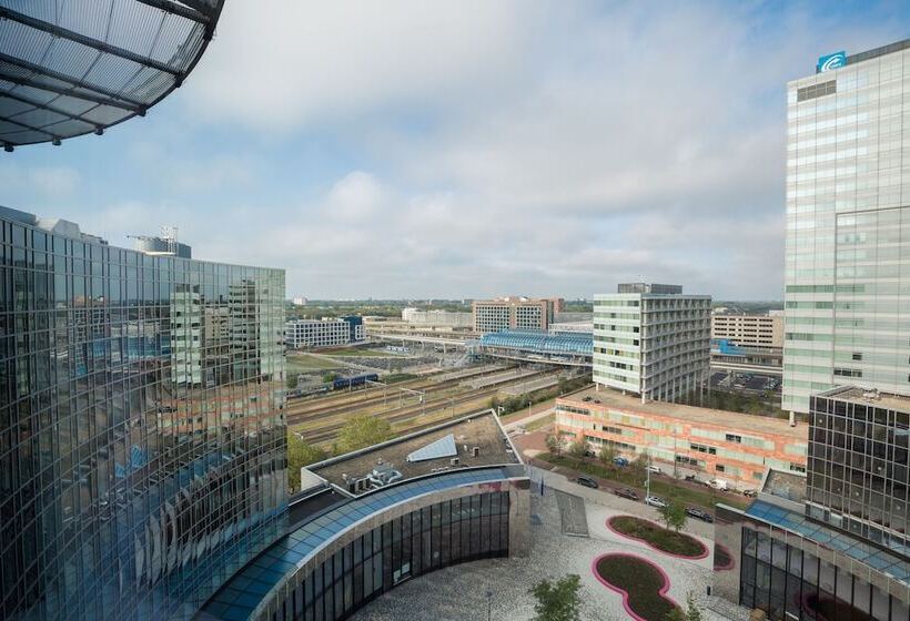هتل Park Inn By Radisson Amsterdam City West