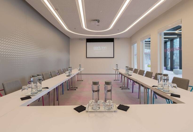 هتل Park Inn By Radisson Amsterdam City West