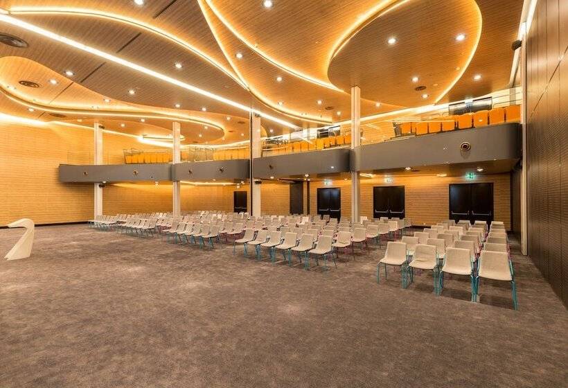 هتل Park Inn By Radisson Amsterdam City West