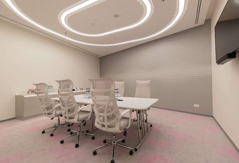 هتل Park Inn By Radisson Amsterdam City West