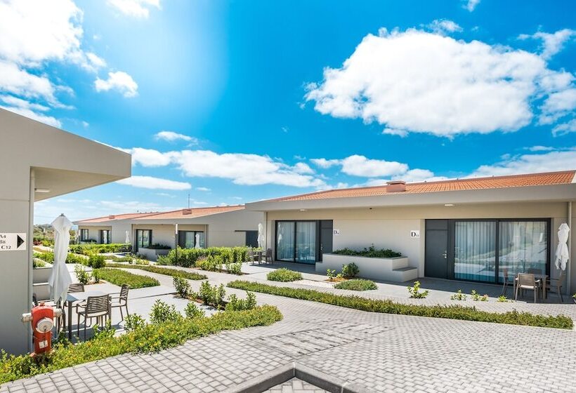ホテル Vila Baleira Village
