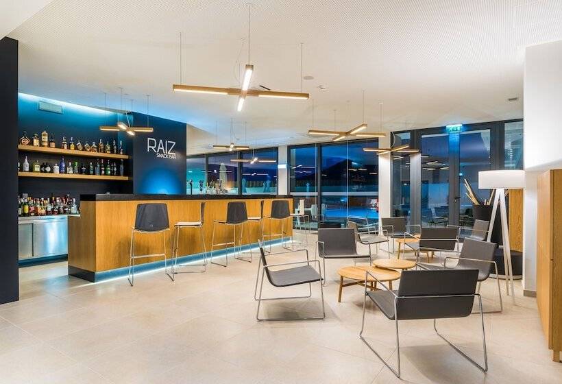 ホテル Vila Baleira Village