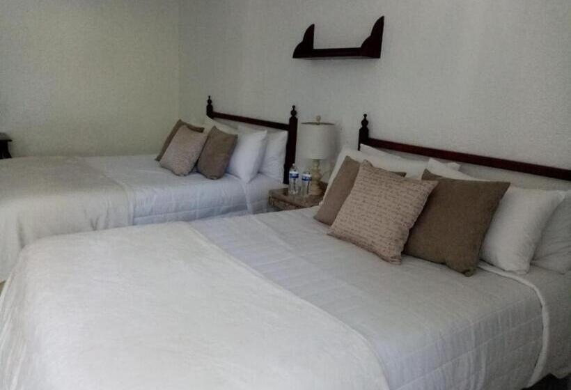 فندق Posada Santa Fe