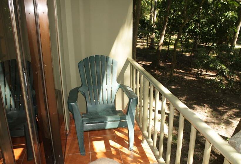 Отель Puerto Barillas