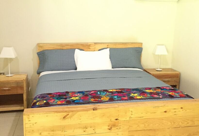 Отель Puerto Barillas