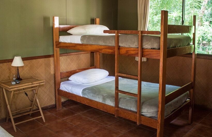 Отель Puerto Barillas