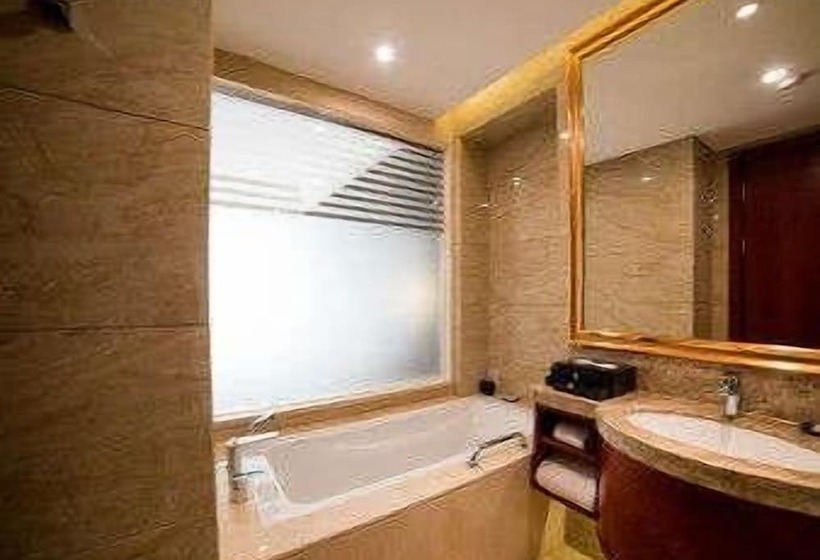 Otel Ramada Plaza Chibi