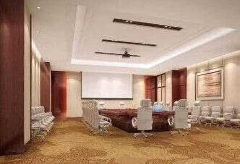 Otel Ramada Plaza Chibi