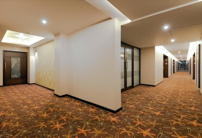 בית מלון כפרי Ramee Panchshil