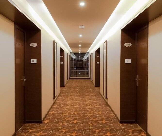 בית מלון כפרי Ramee Panchshil