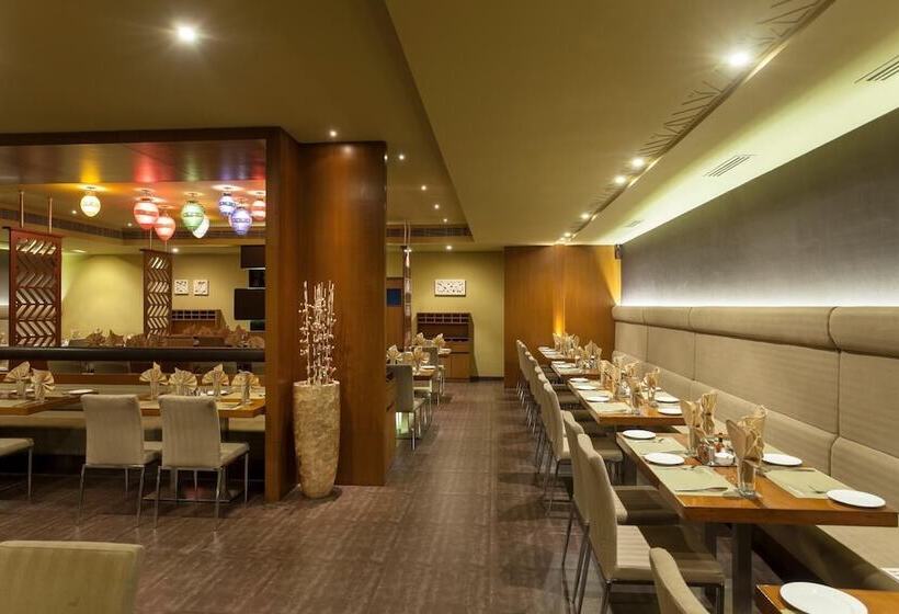 בית מלון כפרי Ramee Panchshil