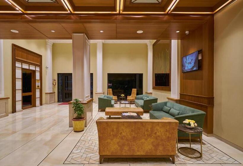 בית מלון כפרי Ramee Panchshil