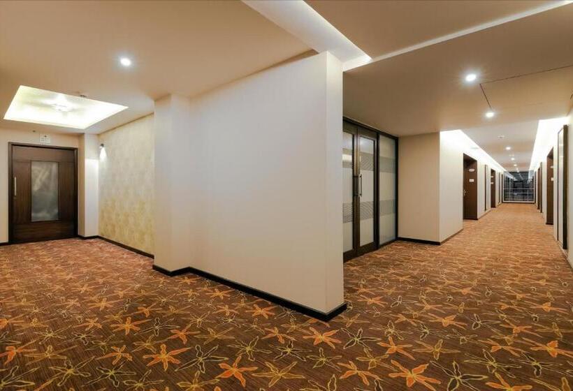 בית מלון כפרי Ramee Panchshil