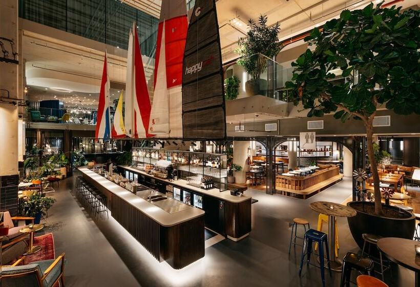 Ruby Emma Hotel Amsterdam