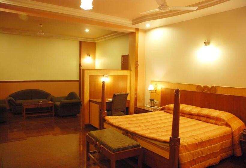 בית מלון כפרי Sankam Residency