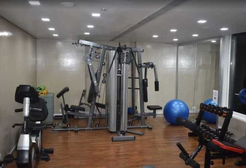 فندق Sayaji Vadodara