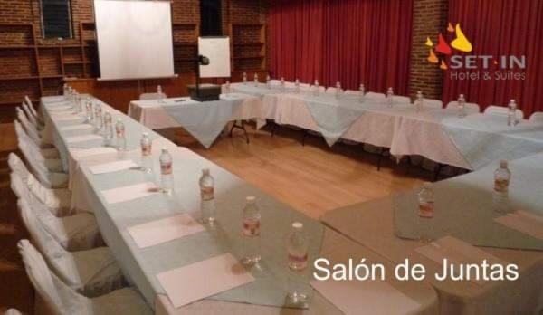 فندق Set In  & Suites