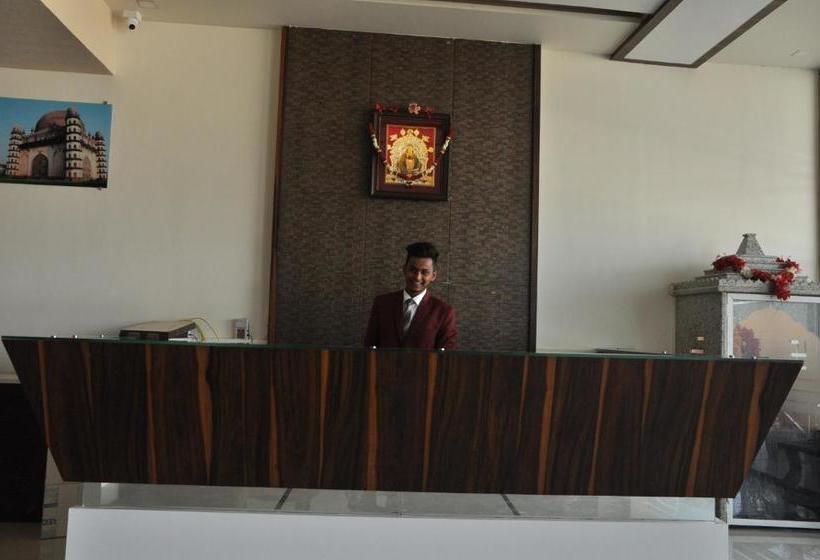 בית מלון כפרי Shashinag Residency