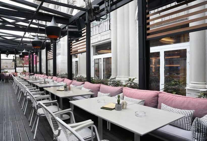 هتل Skopje Marriott