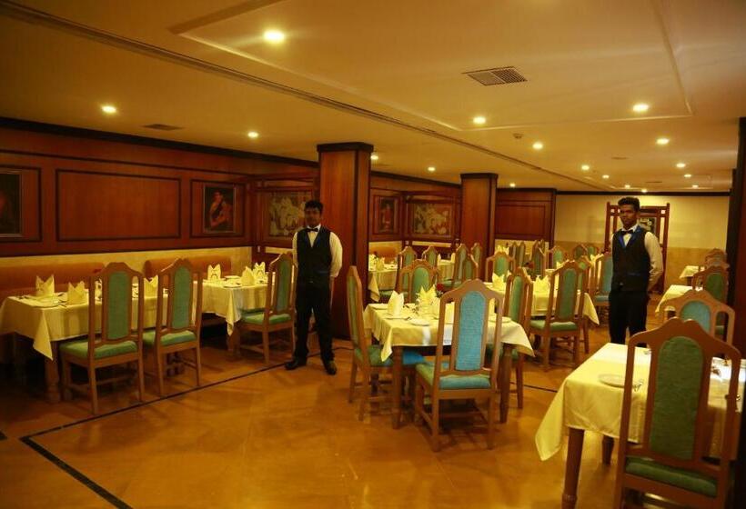 Отель Sopanam Heritage