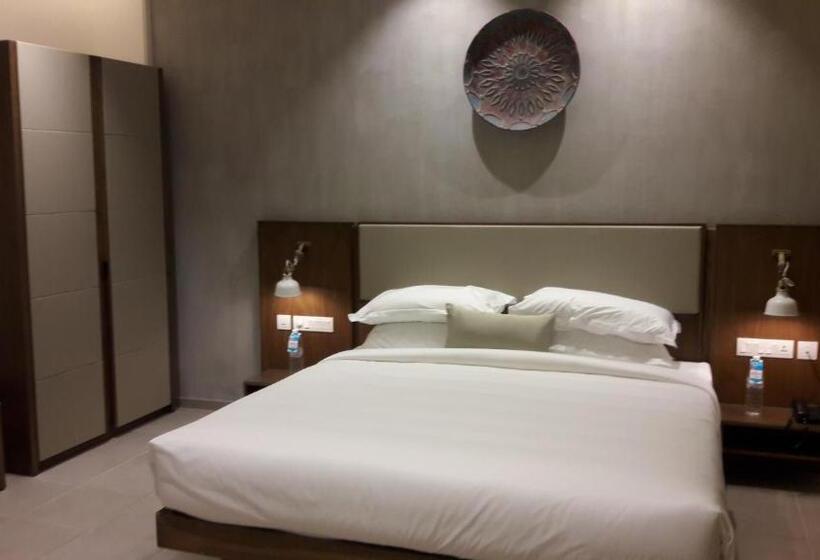 Отель Sopanam Heritage