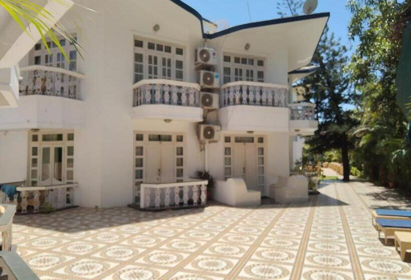 Hotel Sunset Beach Resort