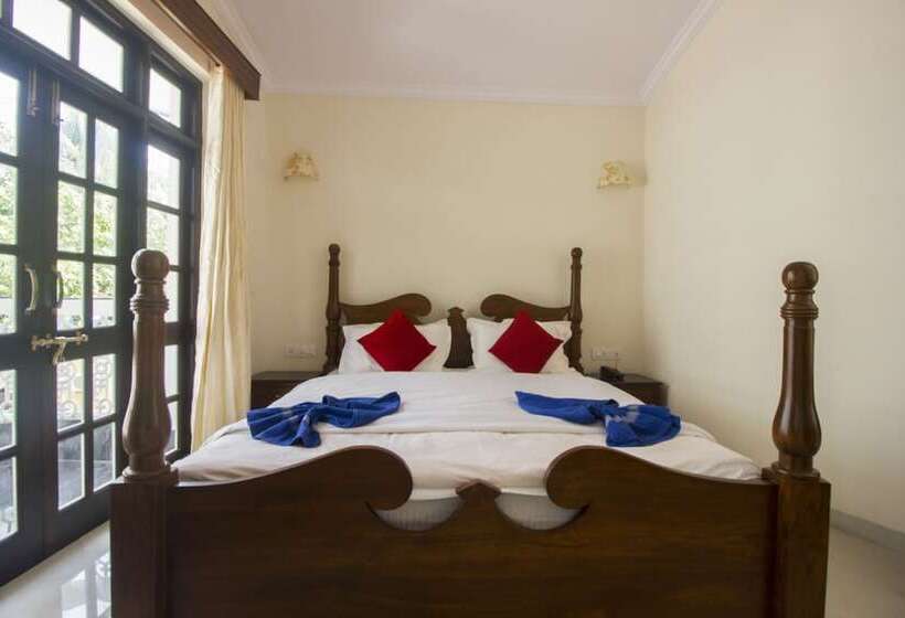 فندق Sunset Beach Resort