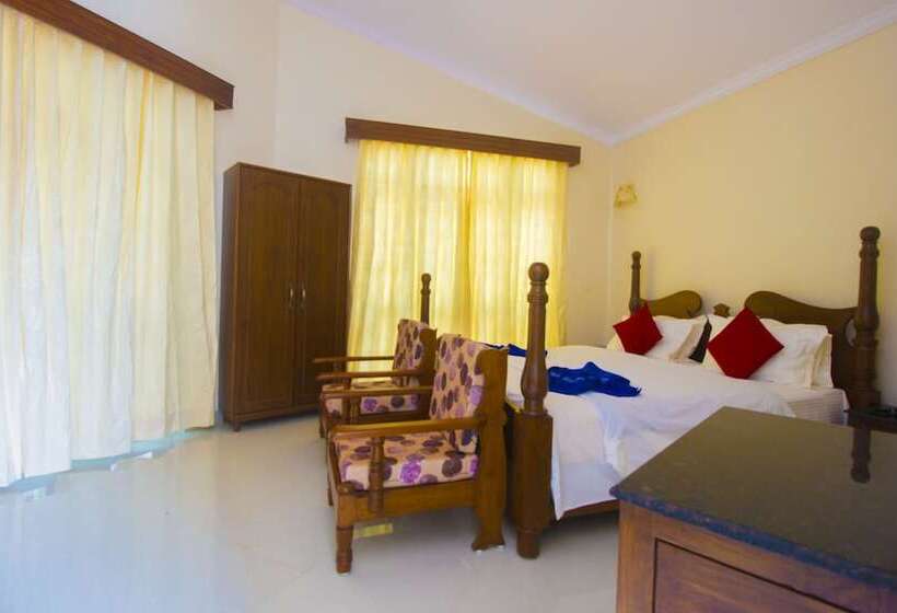 فندق Sunset Beach Resort