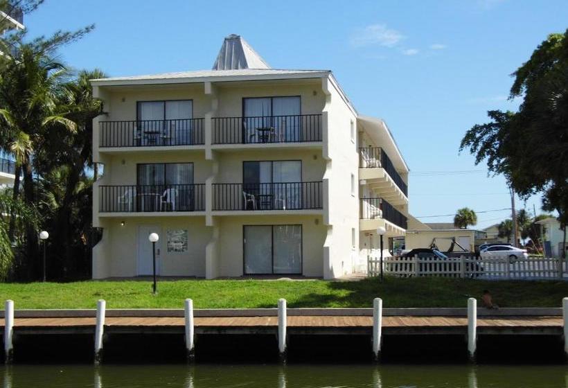 فندق The Bay Inn At The Lani Kai