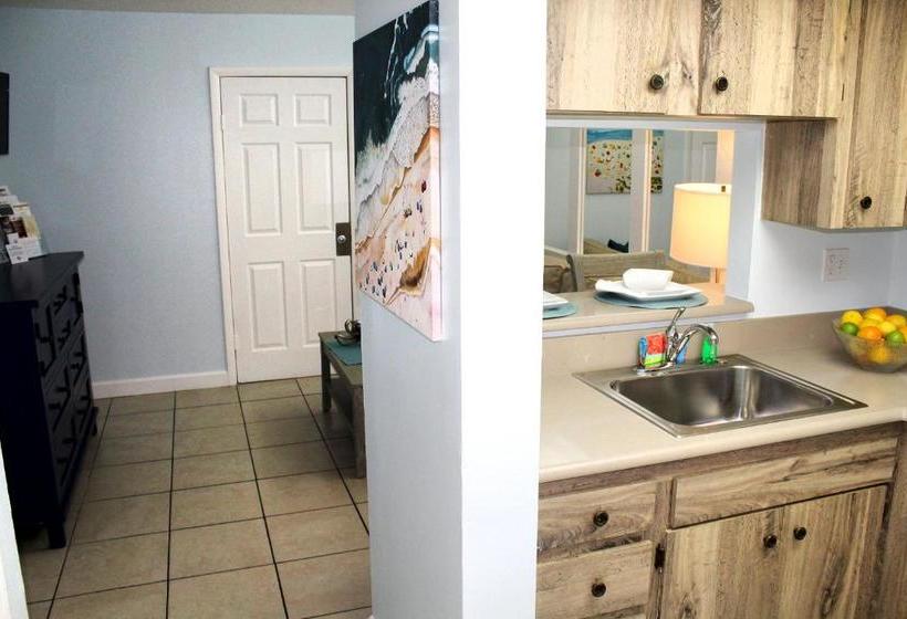 فندق The Bay Inn At The Lani Kai