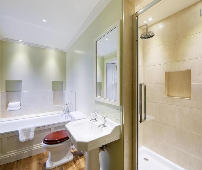 فندق The Loch Lomond Arms