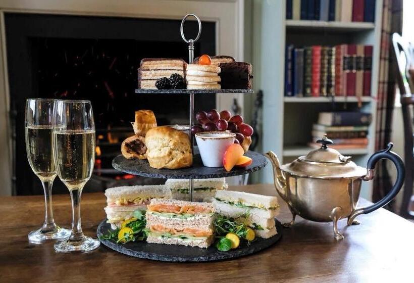 فندق The Loch Lomond Arms