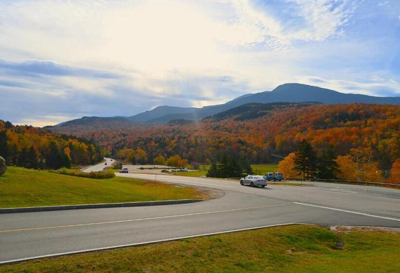 فندق The Lodge At Jackson Village