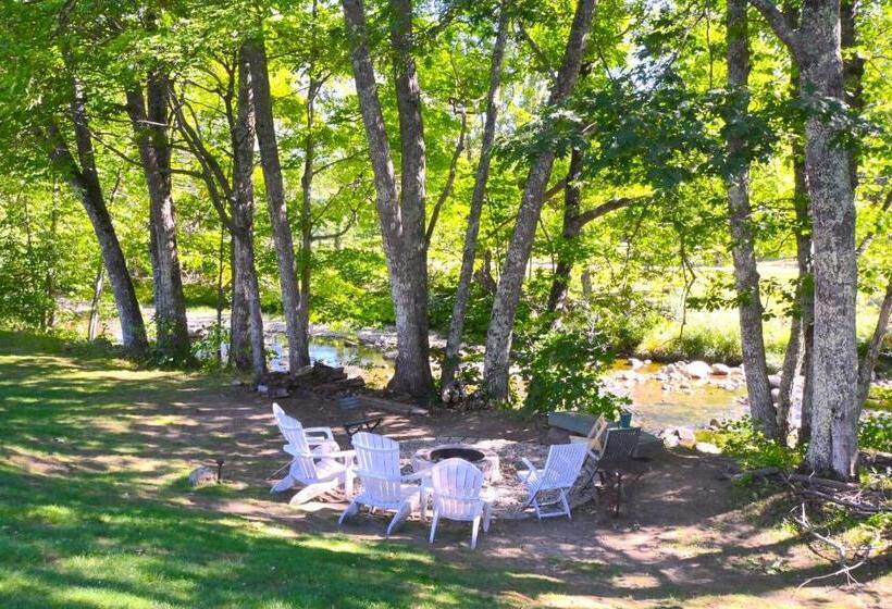 فندق The Lodge At Jackson Village