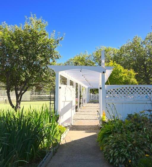 فندق The Lodge At Jackson Village