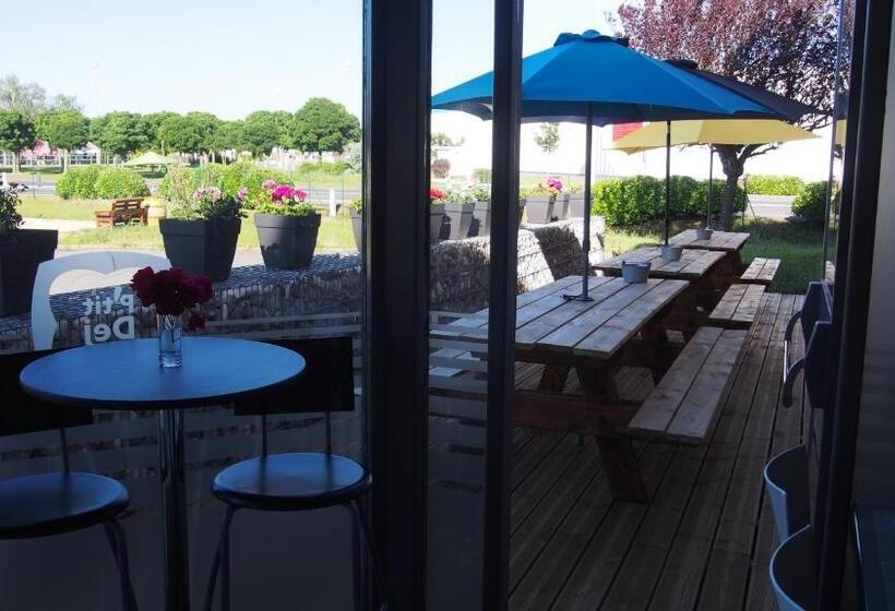 호텔 Kyriad Direct Macon Sud